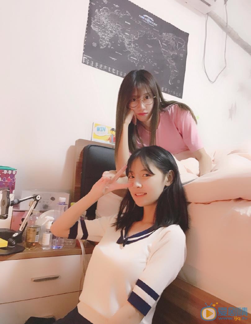赵粤与人合照 赵粤高清写真_赵粤高清剧照
