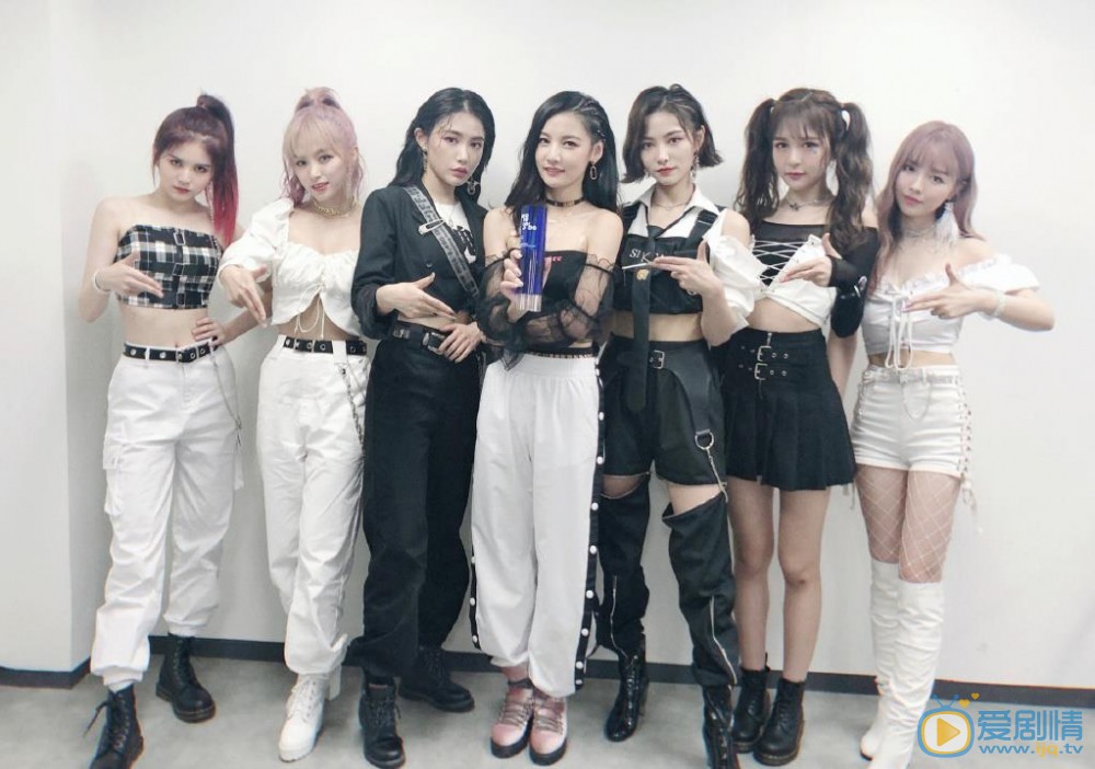 赵粤SNH48成员组图 赵粤高清写真_赵粤高清剧照