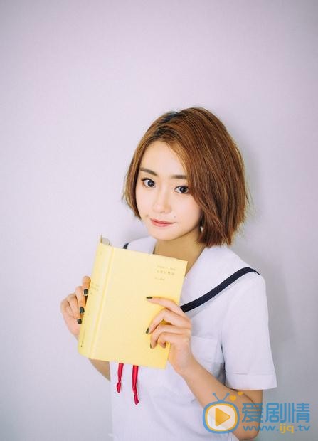 马希尔制服写真 马希尔高清写真_马希尔高清剧照