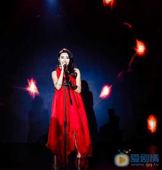 爱戴舞台照 爱戴高清写真_爱戴高清剧照