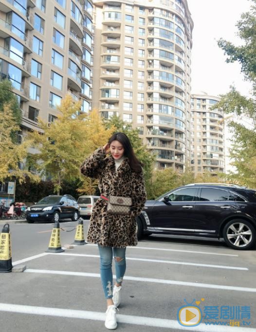 爱戴街拍写真 爱戴高清写真_爱戴高清剧照