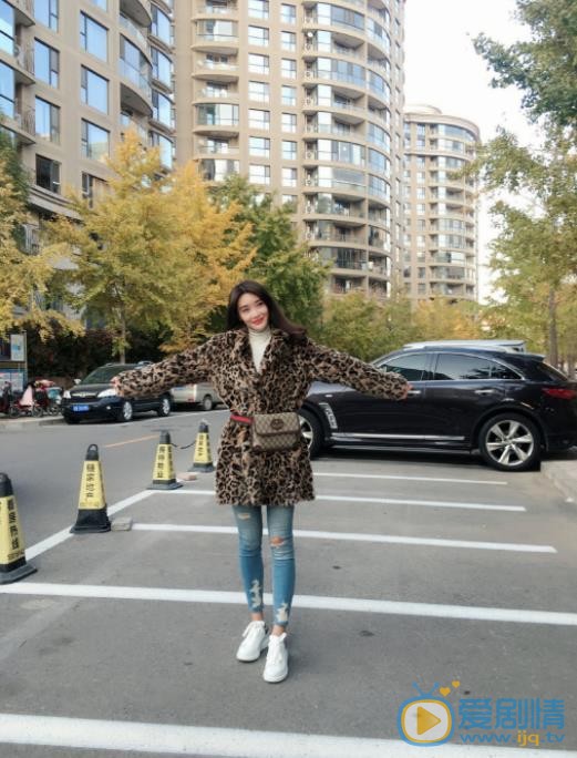 爱戴街拍写真 爱戴高清写真_爱戴高清剧照