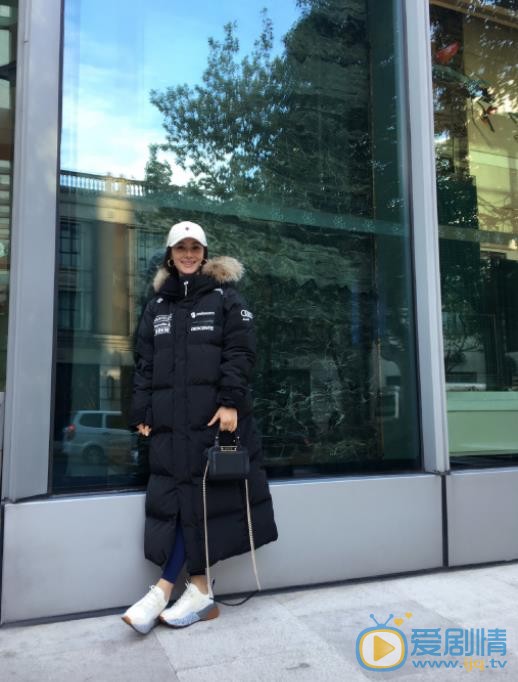 爱戴街拍写真 爱戴高清写真_爱戴高清剧照