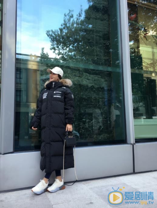 爱戴街拍写真 爱戴高清写真_爱戴高清剧照