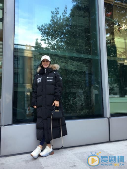 爱戴街拍写真 爱戴高清写真_爱戴高清剧照