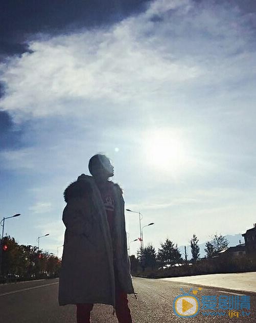 余梦寒生活照 余梦寒高清写真_余梦寒高清剧照