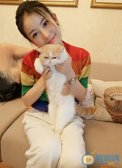 余梦寒生活照 余梦寒高清写真_余梦寒高清剧照