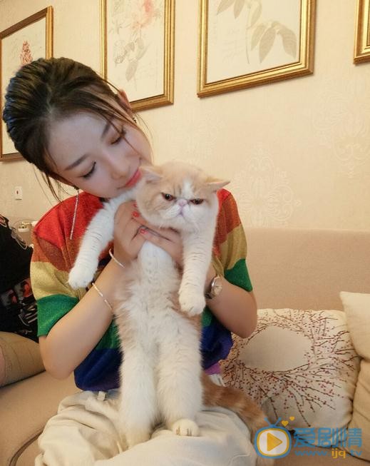 余梦寒生活照 余梦寒高清写真_余梦寒高清剧照