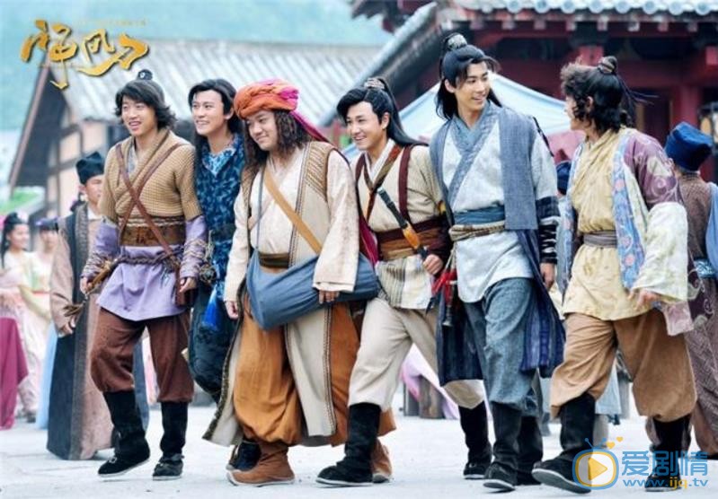 神风刀曝人物版海报 秦俊杰关晓彤二度合作 