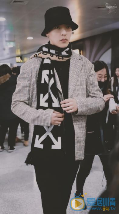 卜凡机场照 卜凡高清写真_卜凡高清剧照