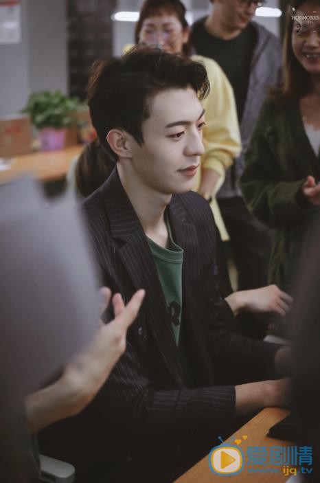 卜凡现场照 卜凡高清写真_卜凡高清剧照