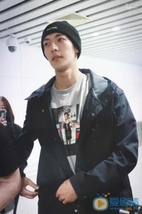 卜凡机场照 卜凡高清写真_卜凡高清剧照