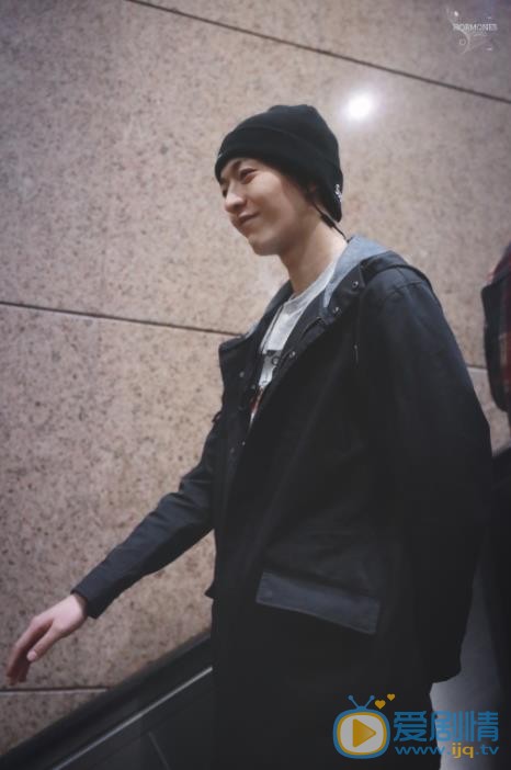 卜凡机场照 卜凡高清写真_卜凡高清剧照