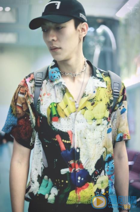 卜凡机场照 卜凡高清写真_卜凡高清剧照