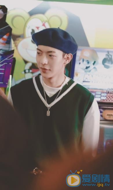 卜凡机场照 卜凡高清写真_卜凡高清剧照