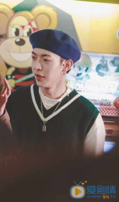 卜凡机场照 卜凡高清写真_卜凡高清剧照