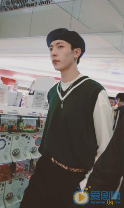 卜凡机场照 卜凡高清写真_卜凡高清剧照