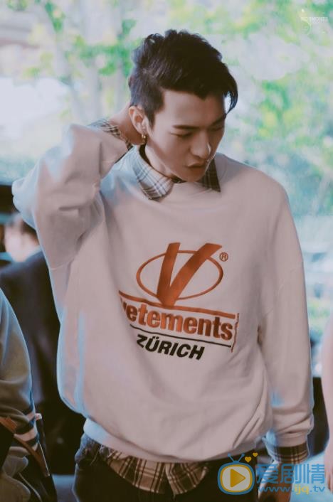 卜凡机场照 卜凡高清写真_卜凡高清剧照