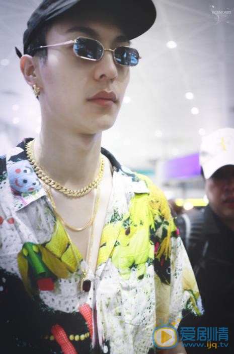 卜凡机场照 卜凡高清写真_卜凡高清剧照