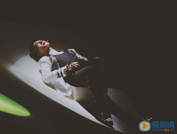 卜凡舞台照 卜凡高清写真_卜凡高清剧照