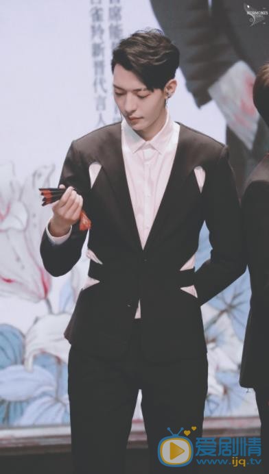 卜凡演出照 卜凡高清写真_卜凡高清剧照