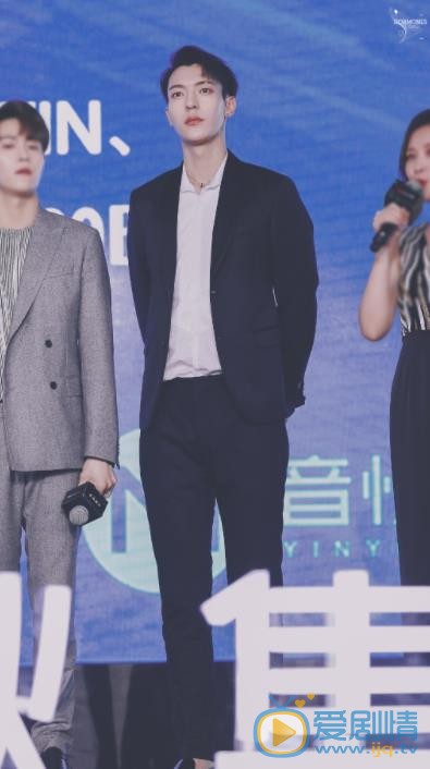 卜凡演出照 卜凡高清写真_卜凡高清剧照