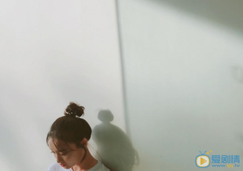康璐洁唯美写真 康璐洁高清写真_康璐洁高清剧照