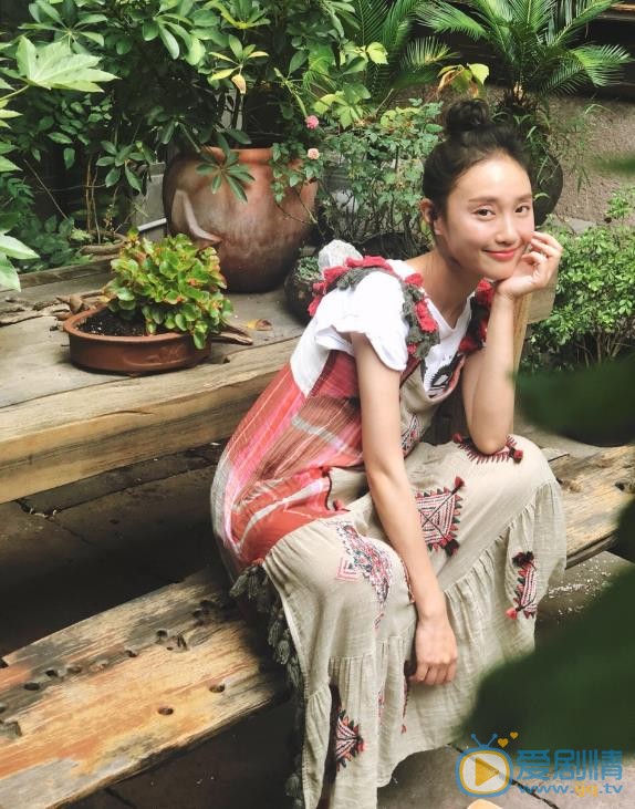 康璐洁街拍大片 康璐洁高清写真_康璐洁高清剧照