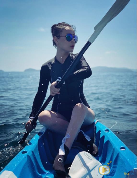 康璐洁户外旅行照 康璐洁高清写真_康璐洁高清剧照
