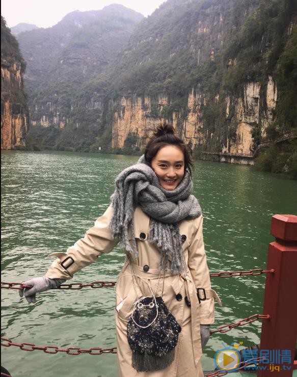 康璐洁户外旅行照 康璐洁高清写真_康璐洁高清剧照