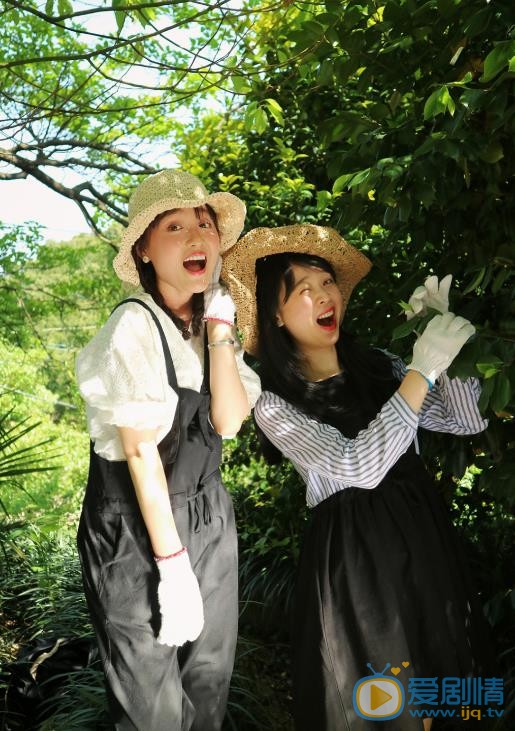 康琳浠朋友写真