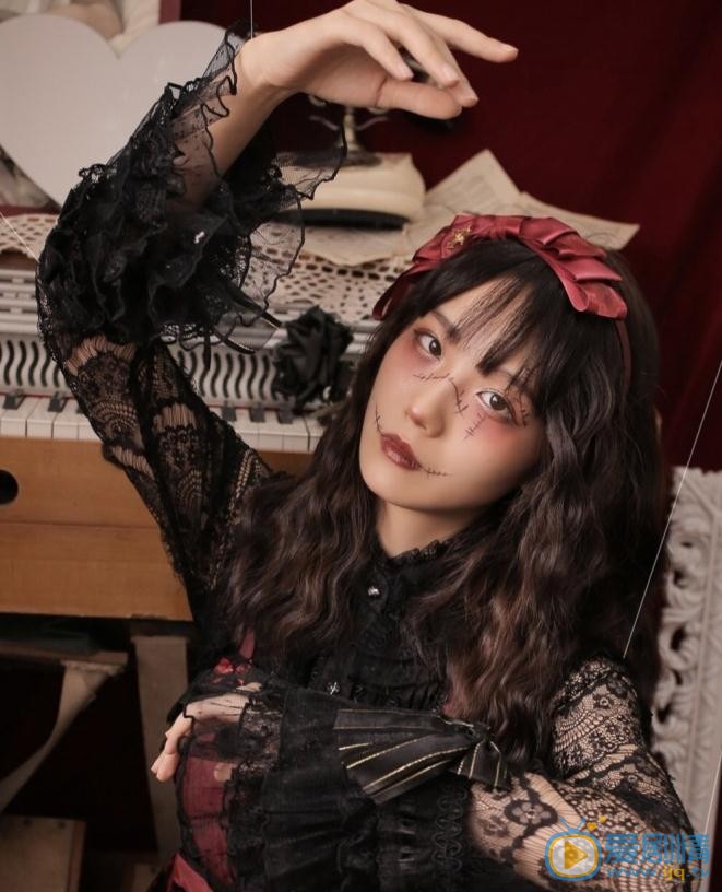刘力菲巫女写真 刘力菲高清写真_刘力菲高清剧照