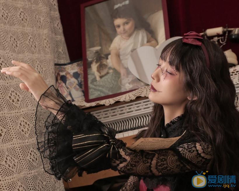 刘力菲巫女写真 刘力菲高清写真_刘力菲高清剧照