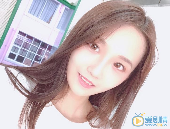 刘力菲生活照 刘力菲高清写真_刘力菲高清剧照