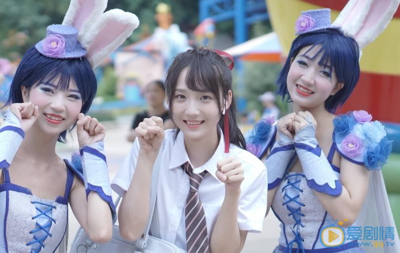 刘力菲制服写真 刘力菲高清写真_刘力菲高清剧照