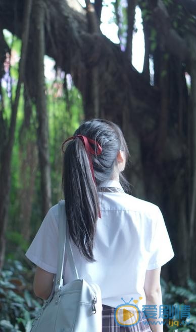 刘力菲制服写真 刘力菲高清写真_刘力菲高清剧照