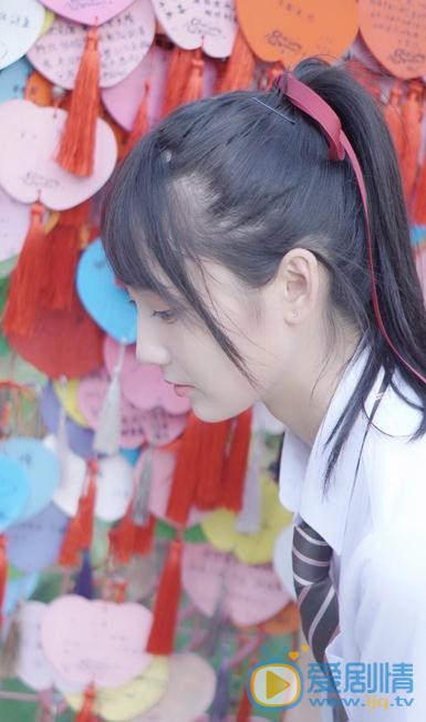 刘力菲制服写真 刘力菲高清写真_刘力菲高清剧照