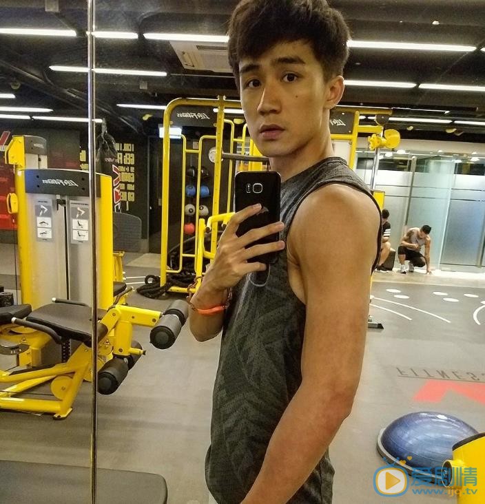 吴肇轩生活照 吴肇轩高清写真_吴肇轩高清剧照