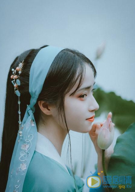 蒋芸绿色写真 蒋芸高清写真_蒋芸高清剧照