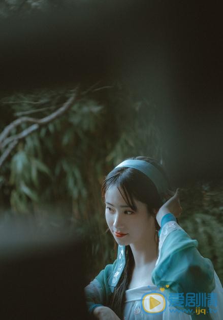 蒋芸绿色写真 蒋芸高清写真_蒋芸高清剧照