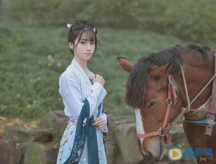 蒋芸绿色写真 蒋芸高清写真_蒋芸高清剧照