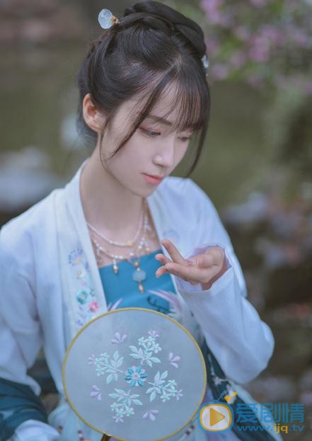 蒋芸绿色写真 蒋芸高清写真_蒋芸高清剧照