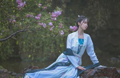 蒋芸绿色写真 蒋芸高清写真_蒋芸高清剧照