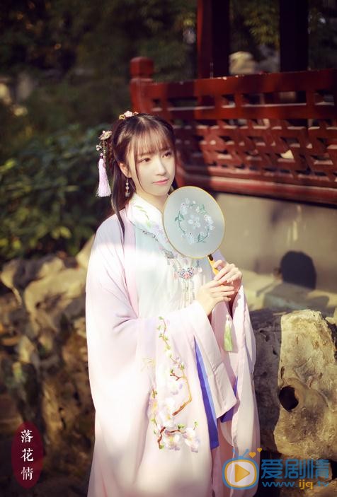 蒋芸秋色写真 蒋芸高清写真_蒋芸高清剧照