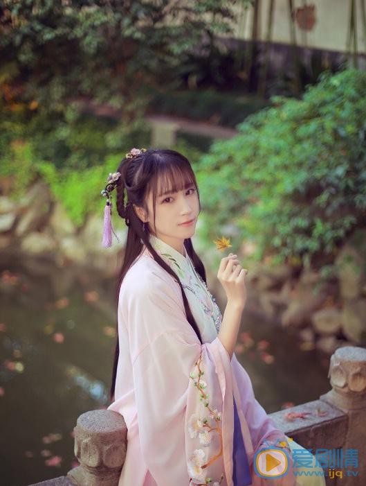 蒋芸秋色写真 蒋芸高清写真_蒋芸高清剧照
