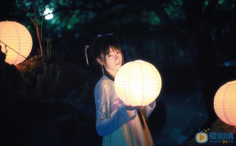 蒋芸灯笼写真 蒋芸高清写真_蒋芸高清剧照