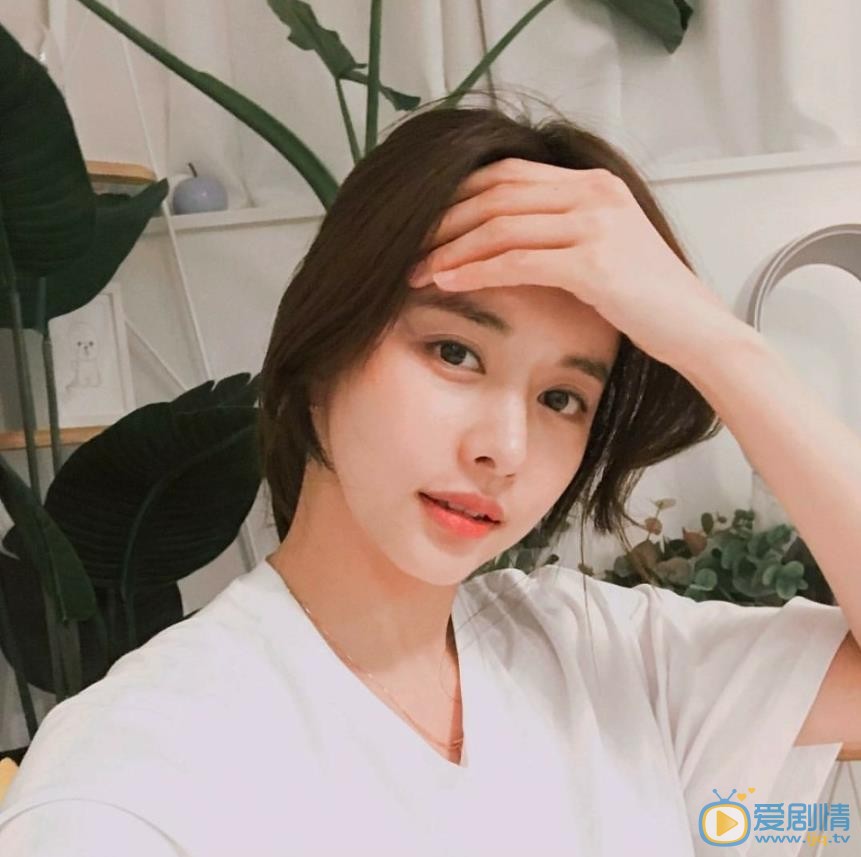 韩宝凛可爱自拍 韩宝凛高清写真_韩宝凛高清剧照