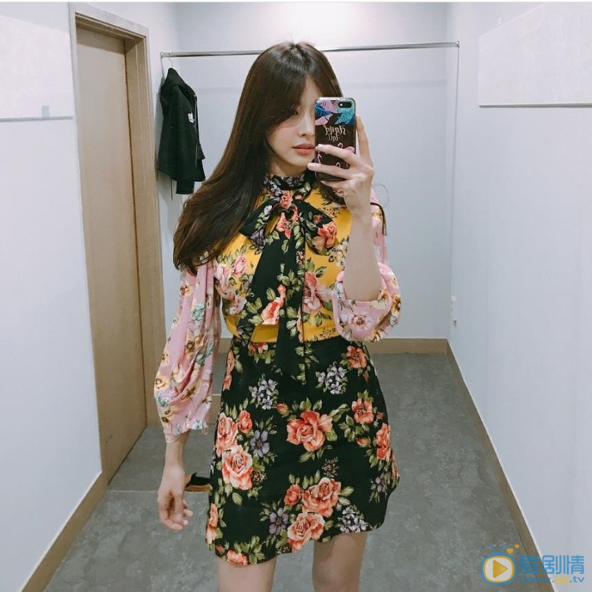 韩宝凛自拍照 韩宝凛高清写真_韩宝凛高清剧照