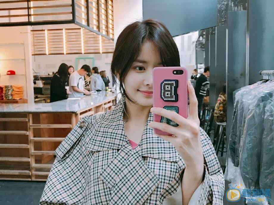 韩宝凛自拍照 韩宝凛高清写真_韩宝凛高清剧照