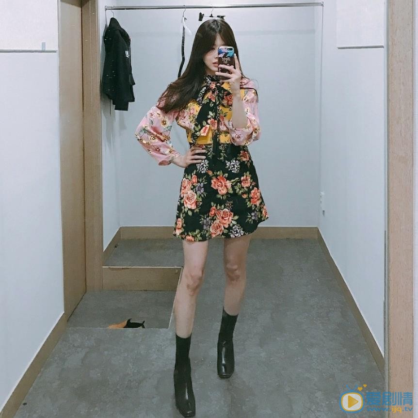 韩宝凛自拍照 韩宝凛高清写真_韩宝凛高清剧照